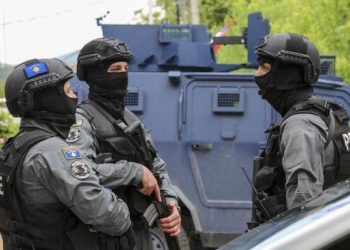 Mbyllja e Kufijve dhe Marrëveshjet e Dronëve: Pse Marrëdhëniet Kosovë–Serbi Janë në Pikë Kthese